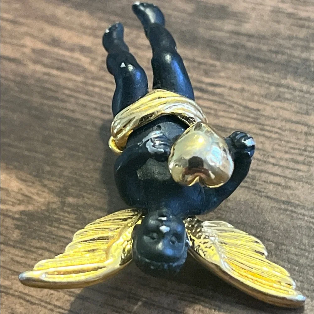 Cherub Angel VTG Heart Pin Brooch by Coreen Simpson